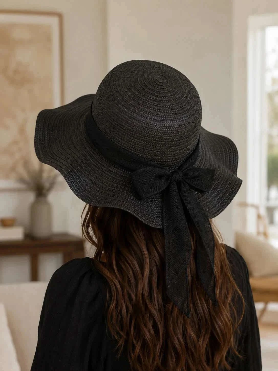 Chapeau en paille avec noeud, couleur Noir